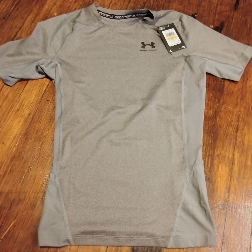 Under Armour Compression Shirt Size Medium